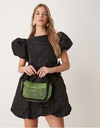 beaded bag in green
