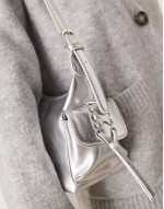 pocket detail shoulder bag in metallic silver
