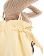 rouched detail tote bag in pale yellow