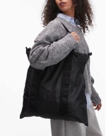 unisex 12-hour packable 3-way bag detail in black