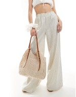 crochet tote bag in ecru
